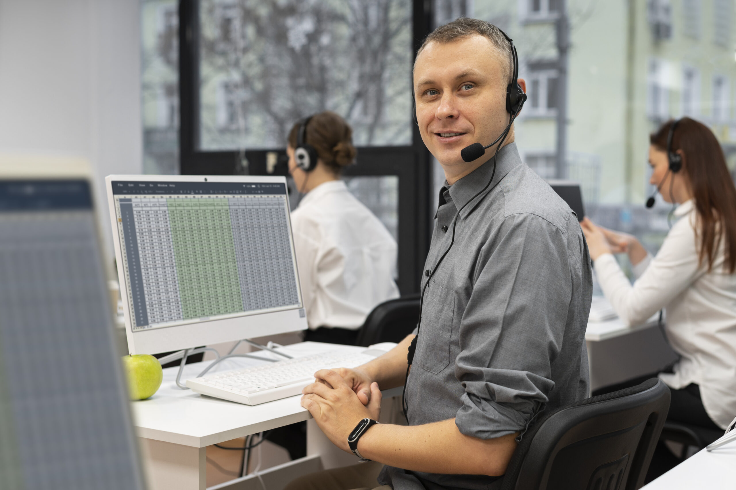 How-to-Choose-the-Best-Cloud-Based-Contact-Center.